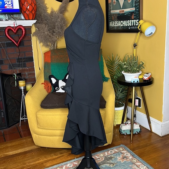 Black High Low Leg Slit Dress w/ Ruffles (Size S/M) - Picture 4 of 4